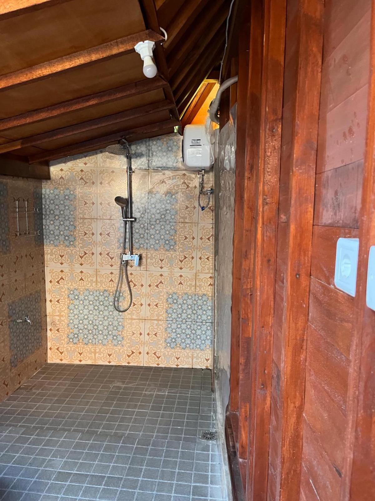 Telagamas Guest House Banjarangkan Екстериор снимка